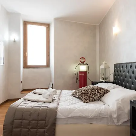 Luminosa Stanza In Via Di Ripetta Route 66 רומא